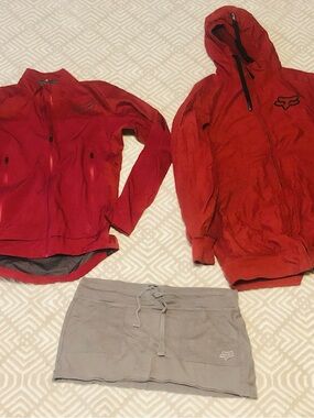 Red Fox Racing Lightweight Hoodie and Jacket with Gray Skirt